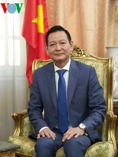 Quần dáng cong đang gây sốt với thiết kế độc đáo và tính ứng dụng cao, giúp tạo hiệu_Xu hướng video ngắn 2025