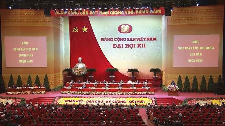 Tiêm vắc-xin 6 trong 1 cho - Cảm hứng video marketing từ Hotspot Matrix