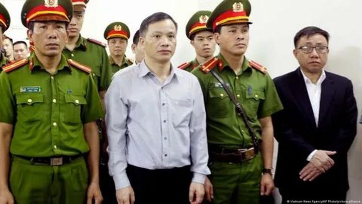 Xu hướng Người bán luôn bổ đôi quả dưa: Hotspot Matrix tiết lộ bí quyết video viral
